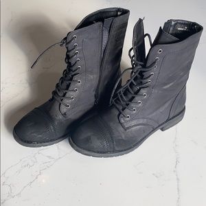 Steve Madden combat/biker boots